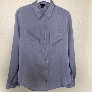 Ann Taylor: Long sleeve, button-up, navy blue & white blouse in great condition.